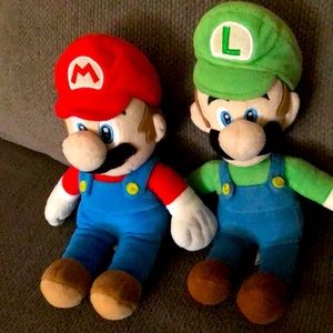 Mario and Luigi plush toys. Perfect for gift. Used Condition.